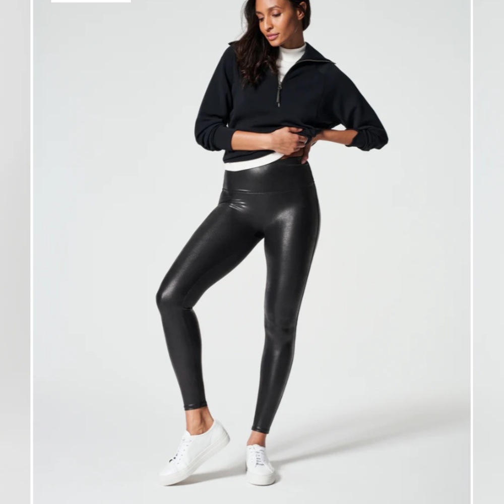 NWT SPANXshape™ Faux Leather Leggings - Size Petite Medium